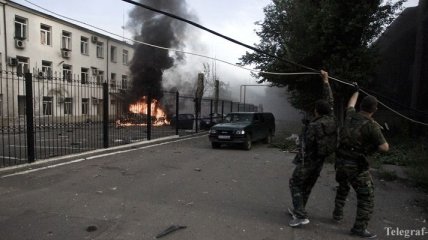 При обстреле Донецка в автомобиле сгорели трое мирных жителей