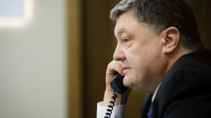 Порошенко поручил организовать телефонный разговор с Путиным