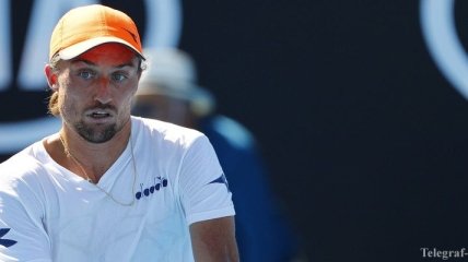 Долгополов не справился с жарой и вылетел с Australian Open