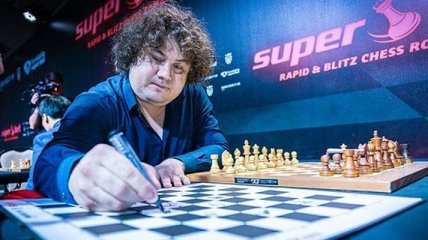Украинский шахматист Коробов обыграл чемпиона мира Карлсена