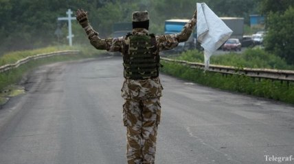 Боевики, прикрываясь белым флагом, напали на блокпост АТО 