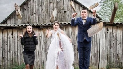 Улыбка до ушей: смешные и нелепые свадебные снимки, которых не должно было быть