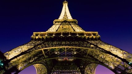 В Париже не хотят видеть православный храм возле Эйфелевой башни