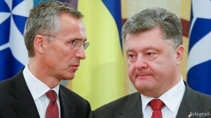 Генсек НАТО проведет встречу с Порошенко