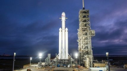Первый запуск ракеты Falcon Heavy: прямая трансляция (Видео)