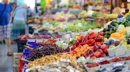 Ціни на овочі та фрукти в Україні регулярно змінюються