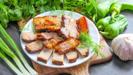 Сало в соевом соусе