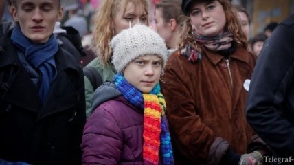 "Важно проявить солидарность": Грета Тунберг призвала отказаться от забастовок