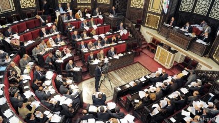 Парламент Сирии одобрил закон о выборах президента 