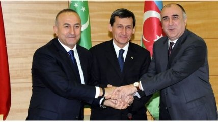 Анкара, Ашхабад и Баку создают группу по транспортировке газа в ЕС
