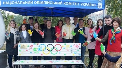 В Киеве появилась "Олимпийская скамья"