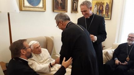Делегация священного Синода епископов УГКЦ встретилась с Папой-эмеритом Бенедиктом XVI