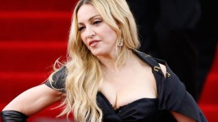 Мадонна вышла на сцену в нетрезвом состоянии