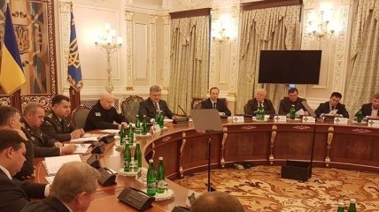 Порошенко назначил главу межведомственной комиссии по вопросам ОПК