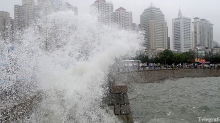На Китай движется мощный тайфун