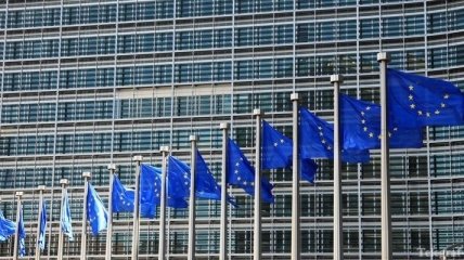 Еврокомиссия: Во Франции в этом году начнется рецессия