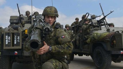 Чехи підтримують Україну постачанням озброєння від початку повномасштабного вторгнення