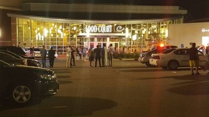 В США произошло нападение в торговом центре