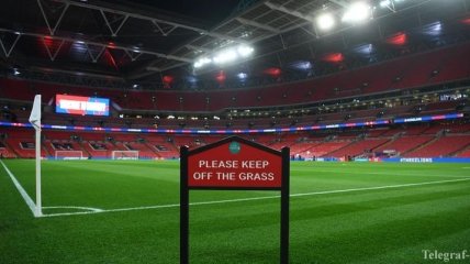 Футбол в Англии может возобновиться 6 июня матчами Чемпионшипа