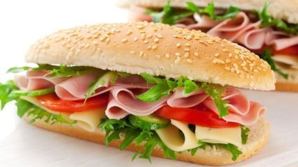 Ученые выяснили, какой вред экологии наносит производство бутербродов 