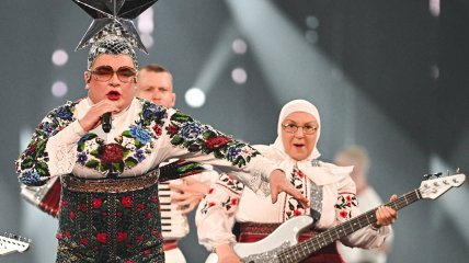 Верка Сердючка и ее сценическая мама