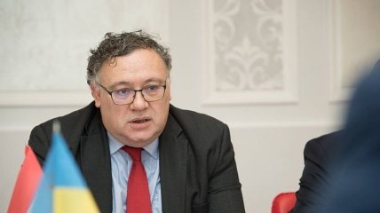 Посол Венгрии назвал открытие новых КПВВ политическим вопросом