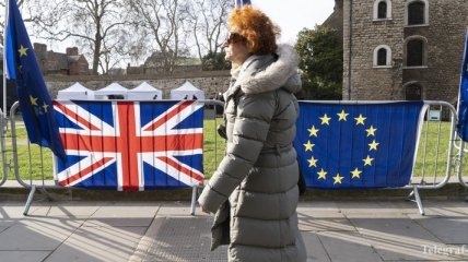 Кабмин Великобритании изучает возможность переноса Brexit