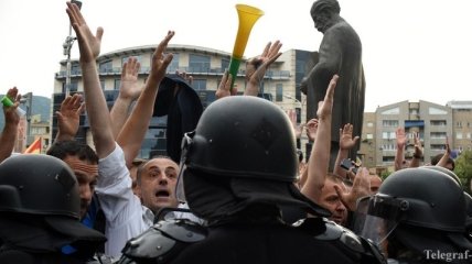 "Цветная революция" в Македонии: по Скопье прошли 5 тысяч демонстрантов