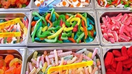 Медики рассказали, как побороть зависимость от сладкого