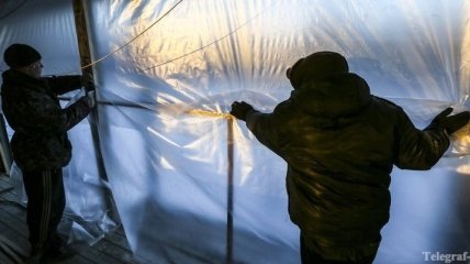 В Челябинске начались работы по застеклению окон