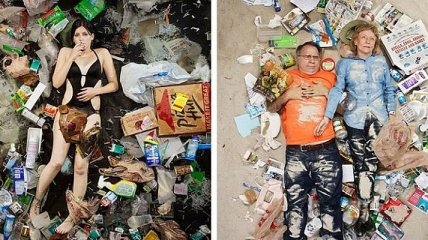 Снимки людей на фоне недельной кучи собственного мусора (Фото)