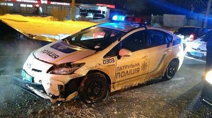 Пьяный водитель в Харькове разбил три автомобиля