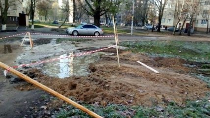 В Киеве без воды из-за аварии остались жители семи многоэтажек