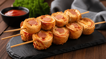 Закуска из лаваша и сосисок