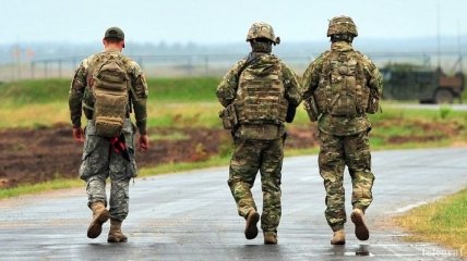НАТО и Россия одновременно проводят военные учения на Балканах