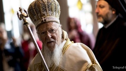 Пригрозил проклятием: Вселенский патриарх раскритиковал митрополита Илариона