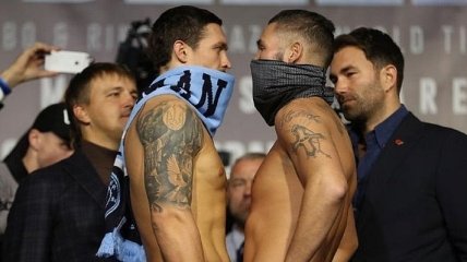 Почему Усик появился с шарфом Манчестер Сити