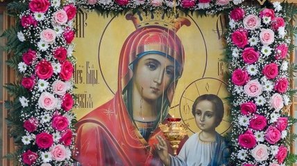 Свято Іверської ікони Божої Матері відзначається у 2023 році 13 жовтня (раніше 26 жовтня)