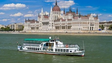 Столкновение судов в Будапеште: украинского капитана поместили под домашний арест
