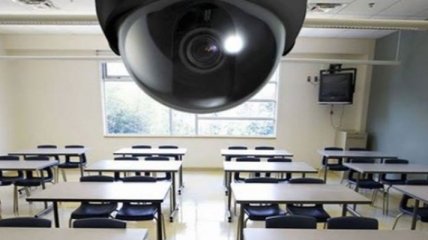 На установку видеокамер в учебных заведениях Киева потратили 24 млн грн