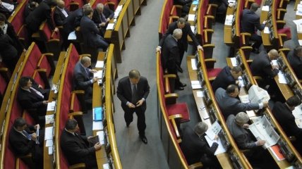 Рада приняла законопроект о правовом режиме военного времени