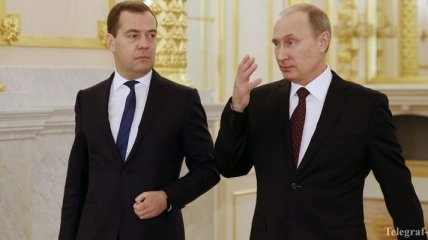 Путин и Медведев 9 мая посетят Крым - СМИ
