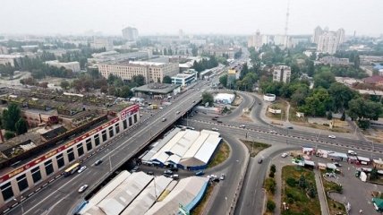 В Киеве на реконструкцию закрыт Шулявский путепровод: схема объезда