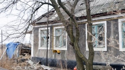 В результате обстрелов в Луганской области пострадал мужчина