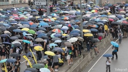 Протест в Гонконге: митингующие освободили транспортные магистрали