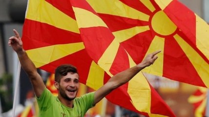 Македония и Греция сегодня попытаются решить 27-летний спор