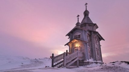 Верующие на краю мира: Церкви Антарктиды