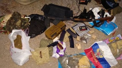 СБУ обнаружила тайник с боеприпасами и оружием на Донетчине