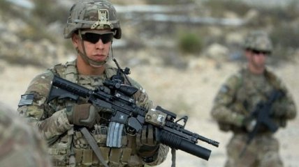 На базе НАТО в Афганистане произошла стрельба: ранены трое военных