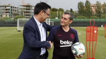 "Я не переживаю": наставник Барселоны о возможном увольнении